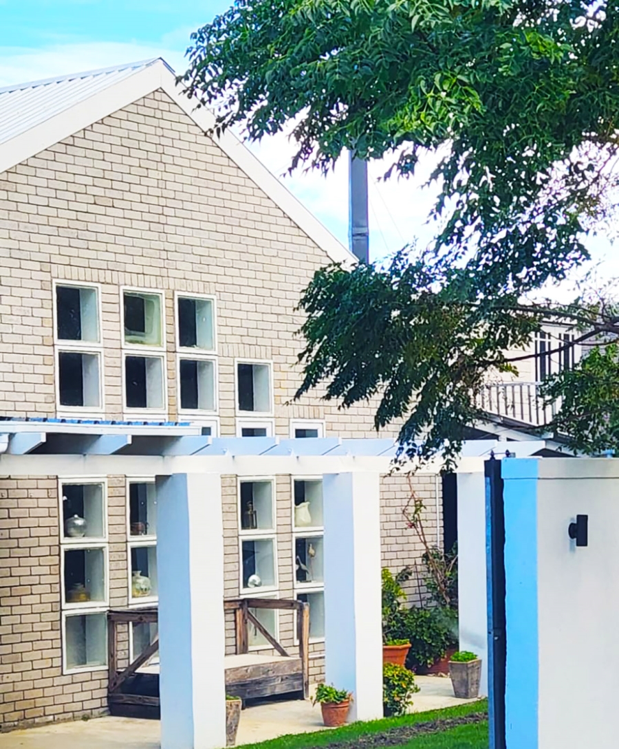 4 Bedroom Property for Sale in Kleinmond Western Cape